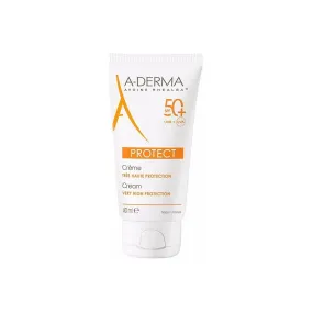 Sunscreen SPF50+ Protection.